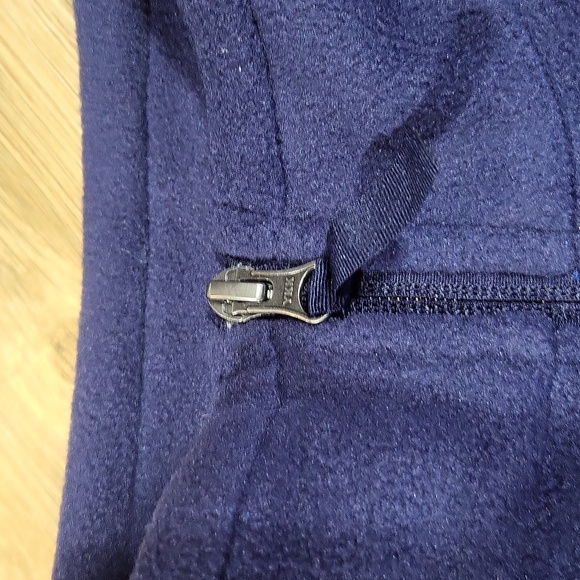 AMAZON ESSENTIALS Blue Polar Fleece Quarter Zip Pullover Jacket - Picture 3 of 11